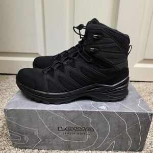 NWB 10.5 MEN'S LOWA INNOX PRO GTX MID TF GORE-TEX BLACK